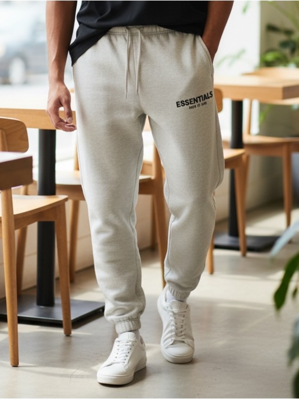 Fear of God Essentials sweatpants in Light Oatmeal 🤍